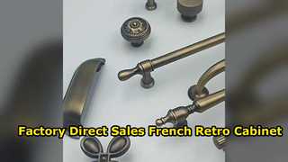 Vendite dirette in fabbrica Maniglie per porte dell'armadio per guardaroba retrò francese Maniglie per porte dell'armadio imitazione vintage in ottone