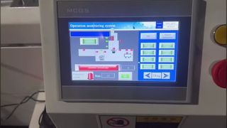 Macchina completamente automatica per la produzione e il taglio di sacchetti, macchina per la produzione di sacchetti della spazzatura per infilare corde, pressa a caldo