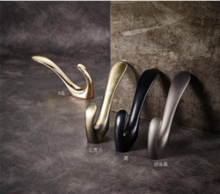 Hook di giacca in doppio tessuto europeo Hook di metallo Hook di abbigliamento moderno Hook per camera da letto
