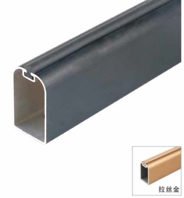 Arredamento di grado avanzato abbigliamento a tubo di alluminio alluminio alluminio alluminio bagno armadio tubo di cromo